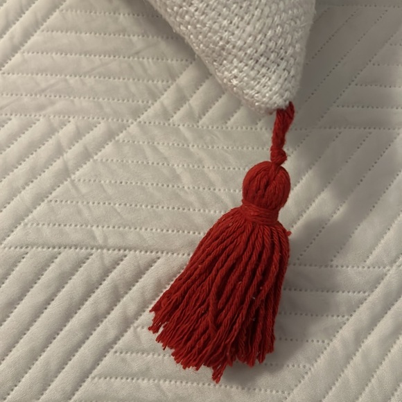 Millow decorative heart pillow - Picture 4 of 8